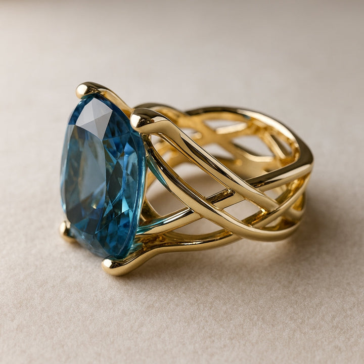Vintage Gold Ring with Blue Zirconia