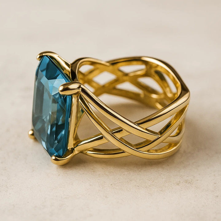 Vintage Gold Ring with Blue Zirconia