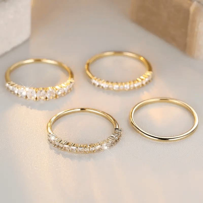 Stackable rings in 14k gold zirconia