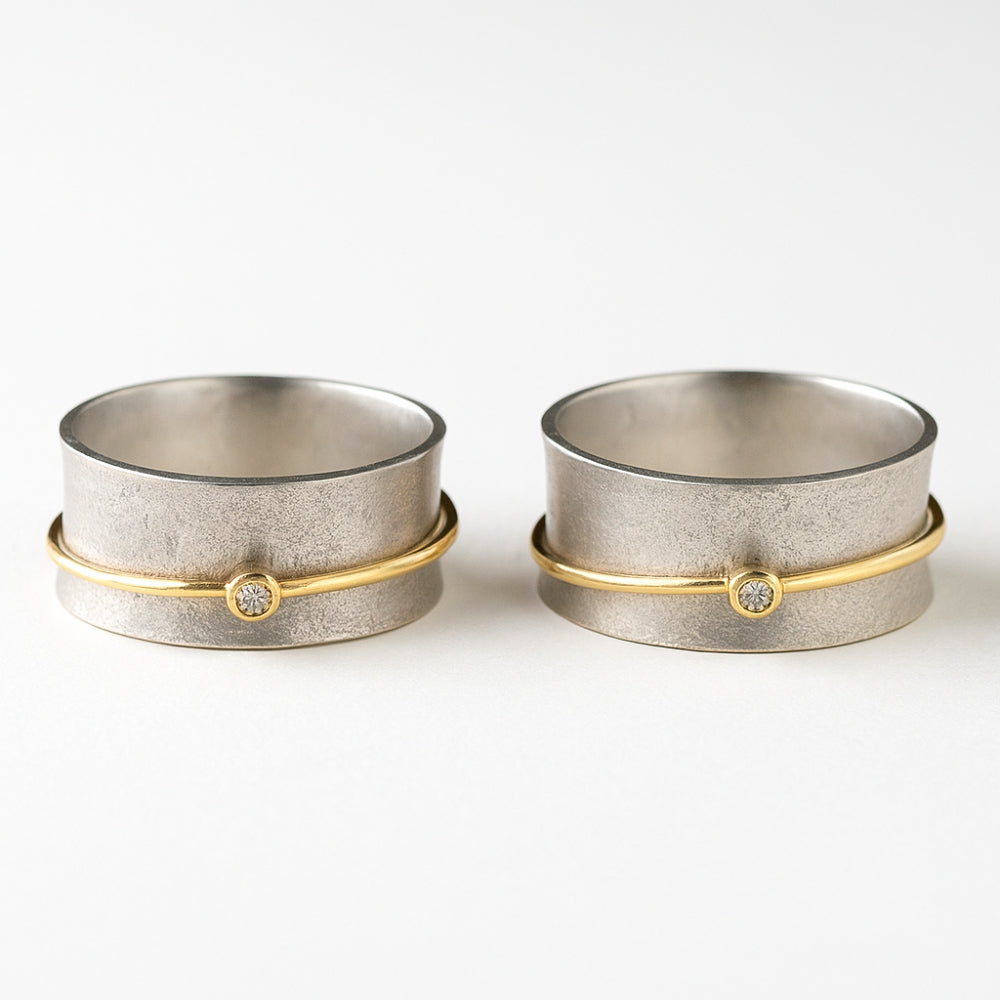 Silver Ring with Zirconia Golden Line Vintage